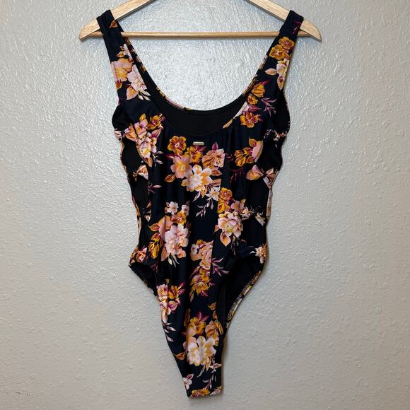 Volcom Swimsuit Cutout Side One-Piece Garden Variety Black Floral Juniors Medium - Picture 10 of 10